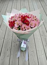 Букет цветов из:  Альстромерии #REPLACE_PRED# Элисте