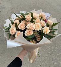 Букет Кремовые розы Латте в Элисте
