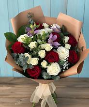 Букет цветов из:  Розы и Альстромерии в Элисте