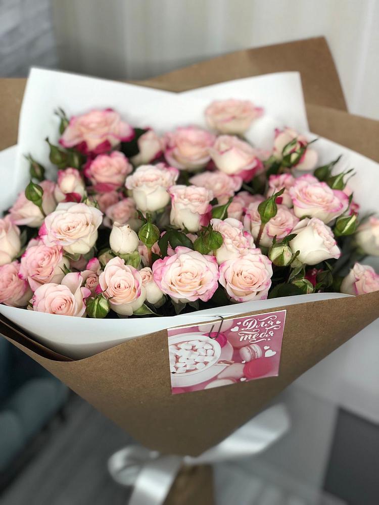 Букет цветов из: Розы в Элисте