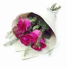 Букет цветов из:  Розы в Элисте