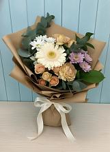 Букет цветов из:  Герберы и Хризантемы в Элисте