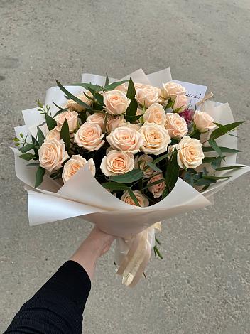 Букет Кремовые розы Латте в Элисте