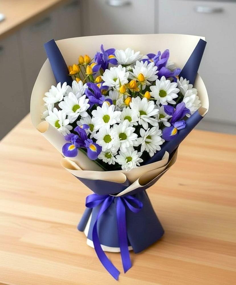 Букет цветов из: Розы, Ирисы и Хризантемы в Элисте