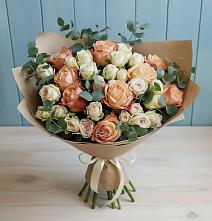 Букет цветов из:  Альстромерии и Розы #REPLACE_PRED# Элисте